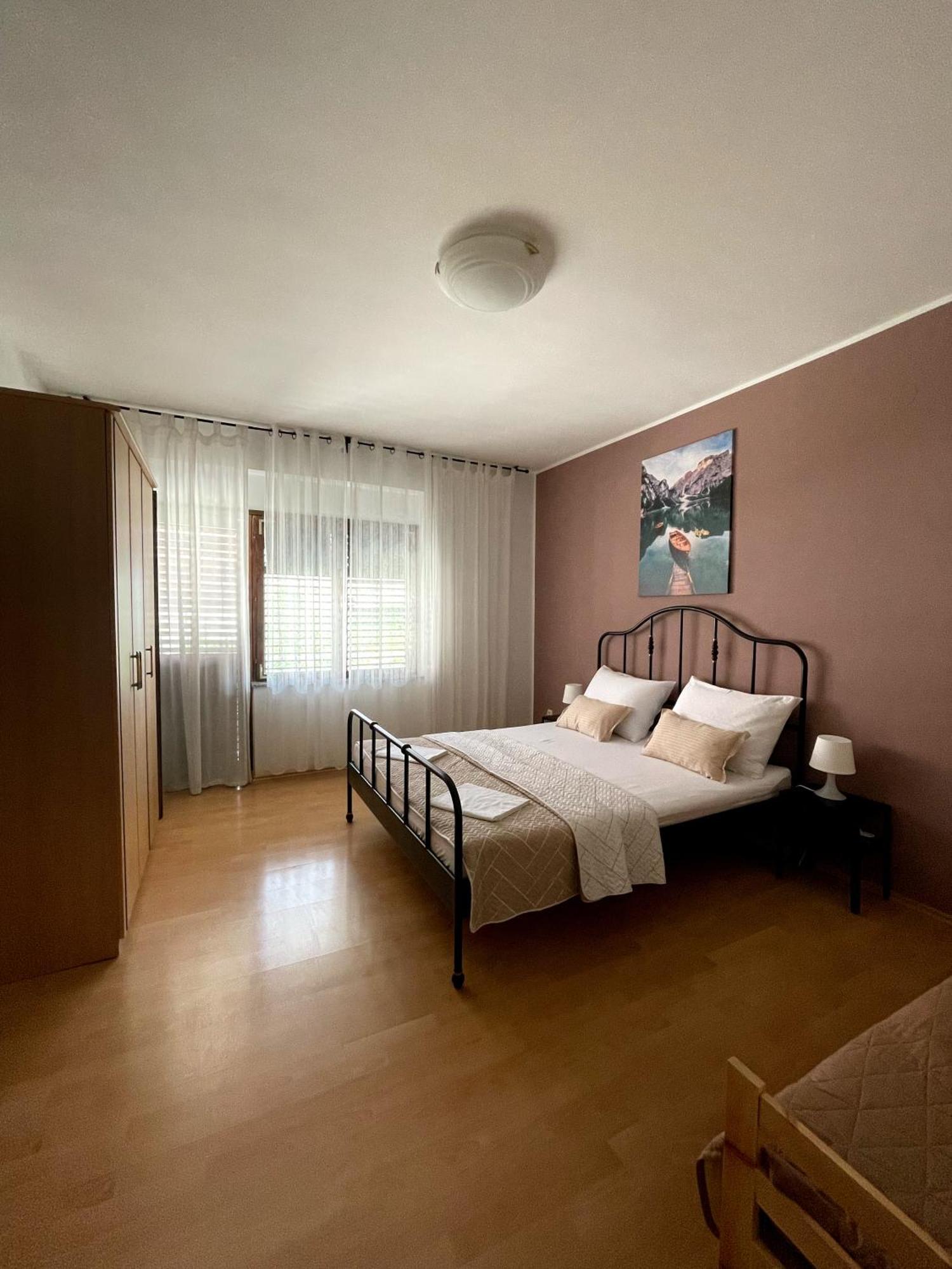 Apartments Nika Vodice Room photo